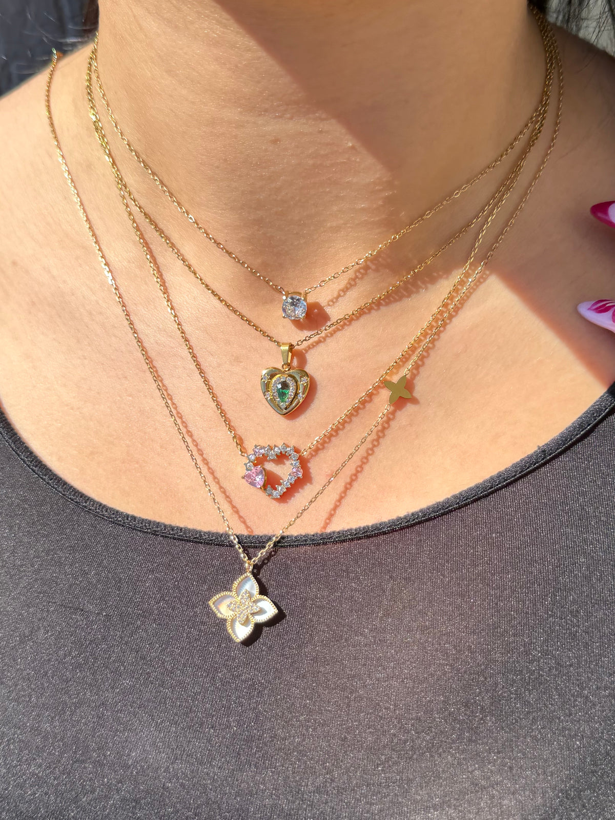 Collier Fleur nacrée