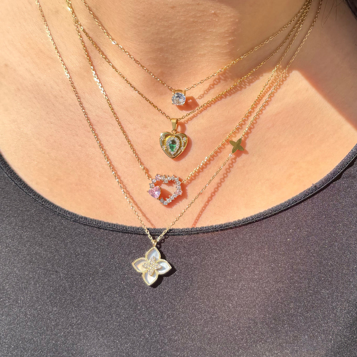 collier-3-coeurs-brillants_idee_cadeau
