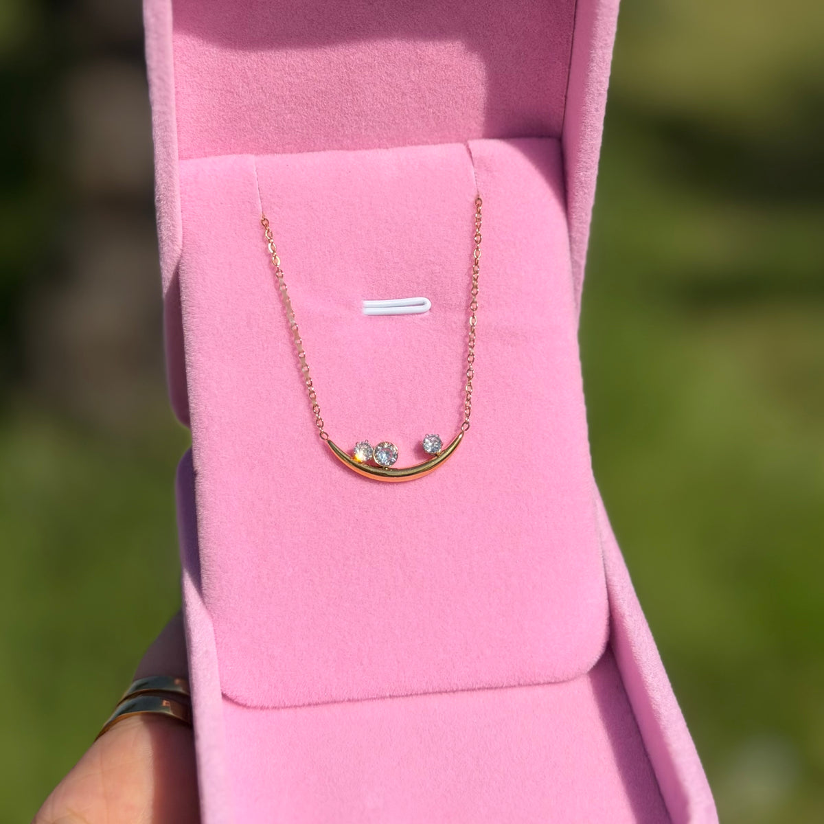 collier-pour-femme-acier-inoxydable-cadeau